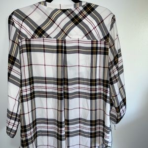 New York and company/ medium size blouse